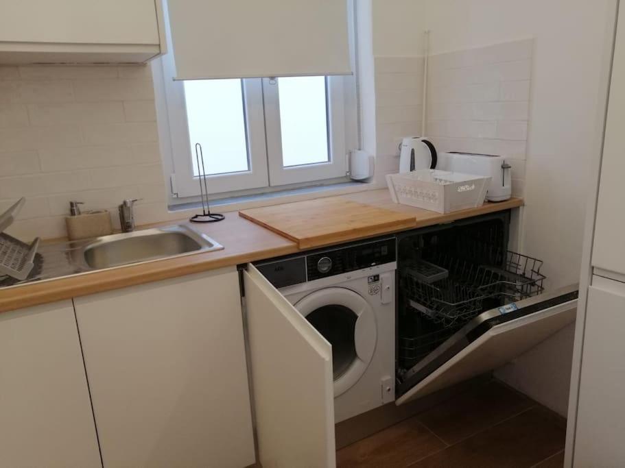 Casa Da Praia Da Poca - Apartamento Iris Estoril Eksteriør bilde